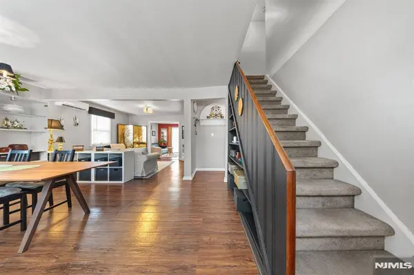 72 Robertson AVE, Hawthorne, NJ 07506