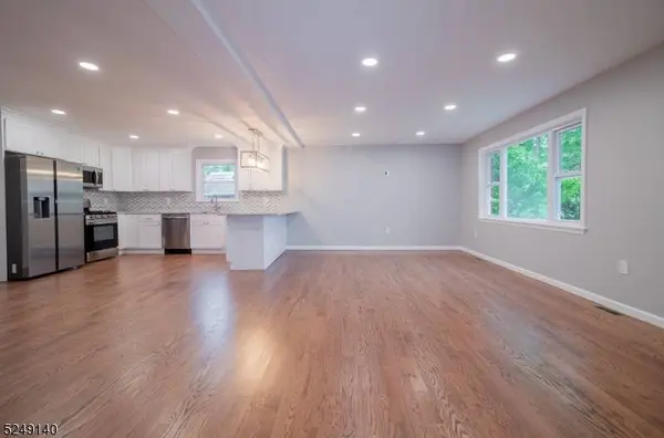 205 Gordon Ave, Totowa Boro, NJ 07512