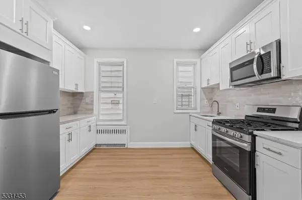 114 Cambridge Ave #1F, Garfield City, NJ 07026