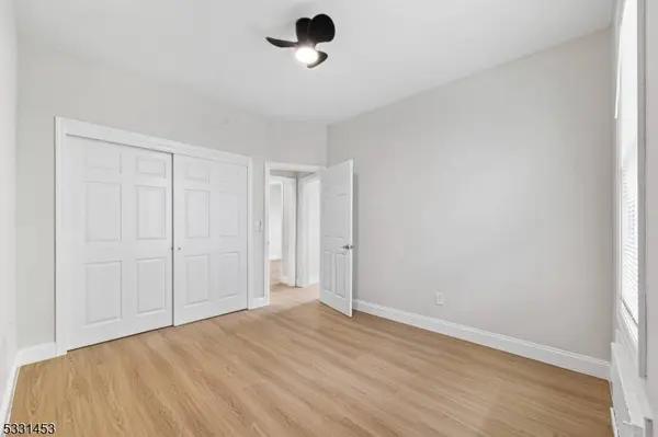 114 Cambridge Ave #1F, Garfield City, NJ 07026
