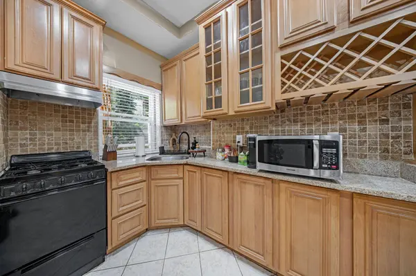 73 PALISADE AVE  #1, Jc Heights, NJ 07306