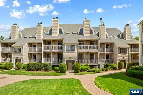 605 River Renaissance
