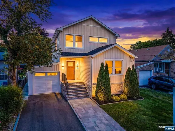 16 Norman AVE