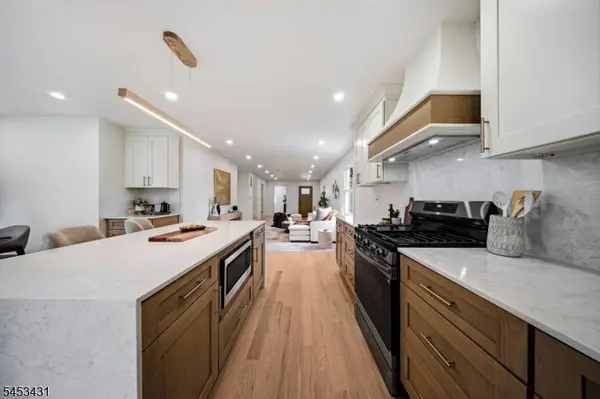 16 Norman Ave, Clifton City, NJ 07013