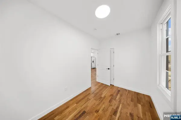 319 William ST #2, Harrison, NJ 07029