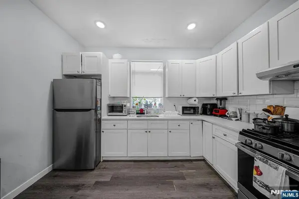 31 12th AVE, Paterson, NJ 07501