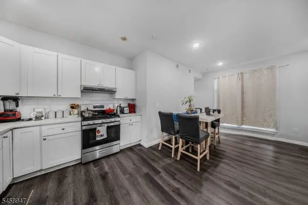 31 12Th Ave, Paterson City, NJ 07501
