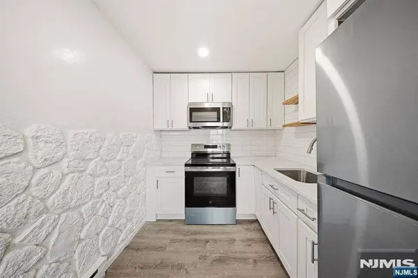 245 Edmund AVE #3, Paterson, NJ 07502