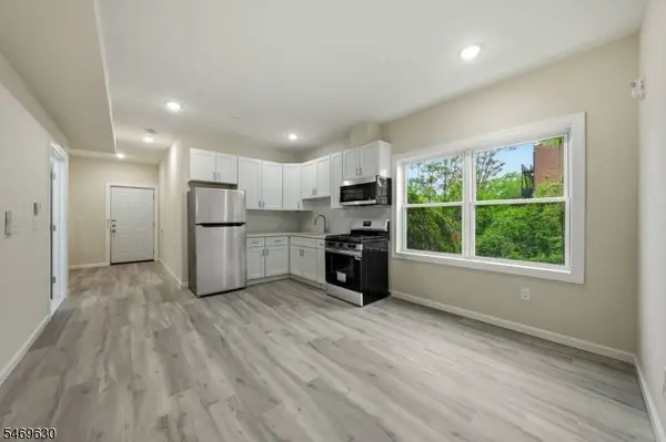 59 Cedar St #405, Paterson City, NJ 07501