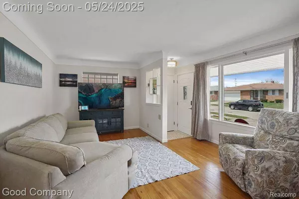 8330 STANLEY Drive, Warren, MI 48093