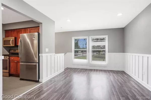 602 MILLARD Avenue, Royal Oak, MI 48073