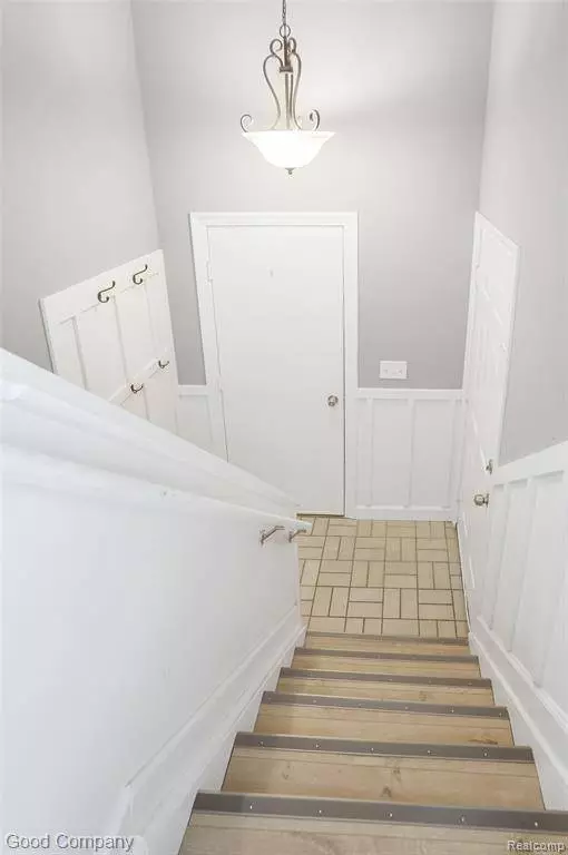 602 MILLARD Avenue, Royal Oak, MI 48073