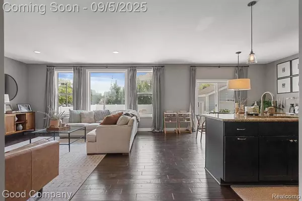 3526 Durham Road, Royal Oak, MI 48073