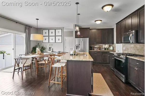 3526 Durham Road, Royal Oak, MI 48073