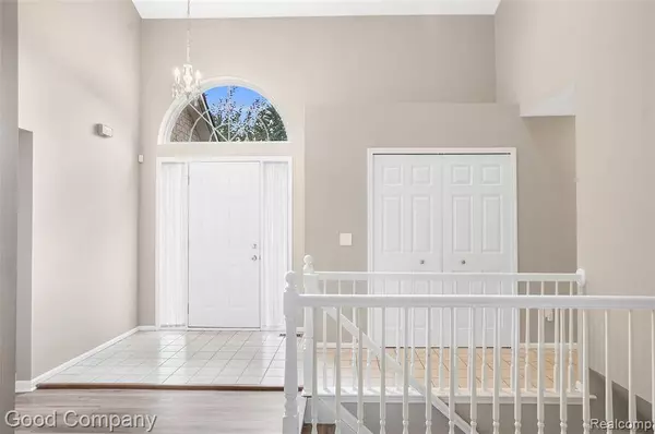 4158 Paisley, Sterling Heights, MI 48314