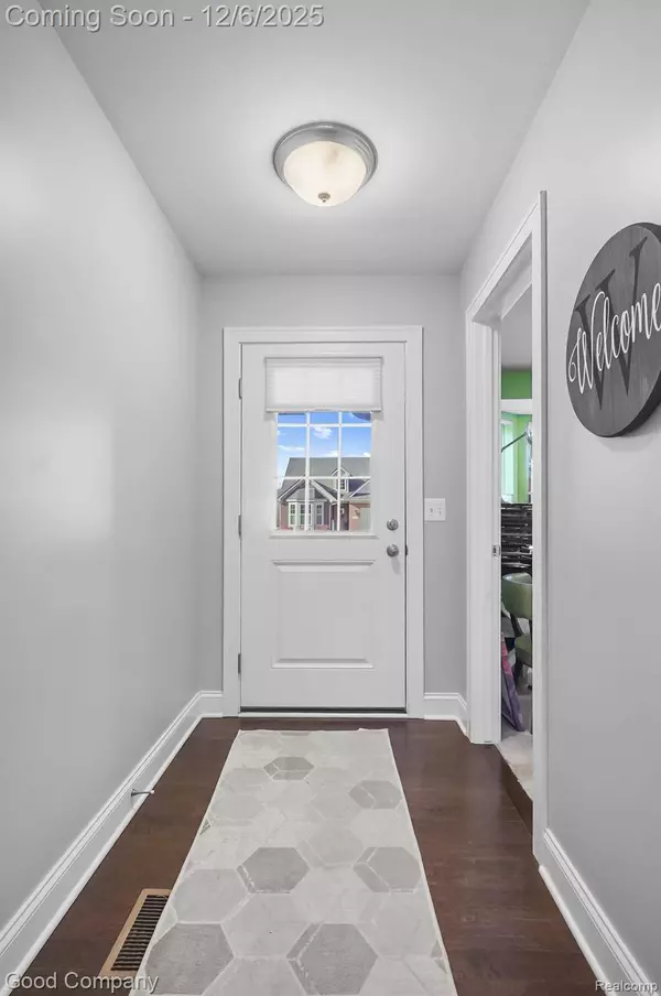 1938 Genoa CIR #13, Genoa, MI 48843