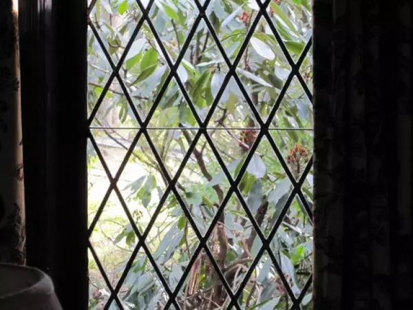 49 Flemming Dr, Hillsborough Twp., NJ 08844