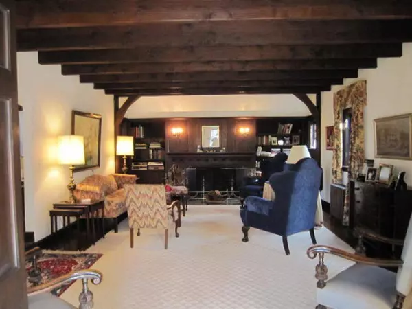 49 Flemming Dr, Hillsborough Twp., NJ 08844