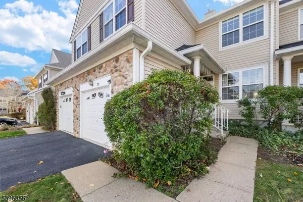 72 River Birch Cir, Montgomery Twp., NJ 08540