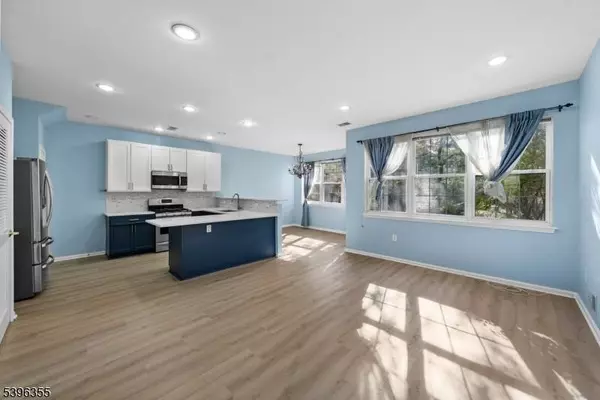 72 River Birch Cir, Montgomery Twp., NJ 08540