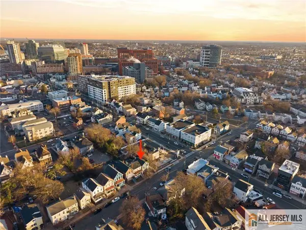 38 Prosper ST, New Brunswick, NJ 08901