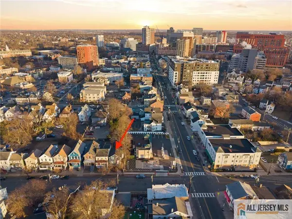 38 Prosper ST, New Brunswick, NJ 08901