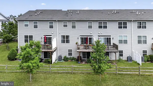 97 AUTUMN LN, Skillman, NJ 08558