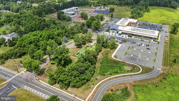 97 AUTUMN LN, Skillman, NJ 08558