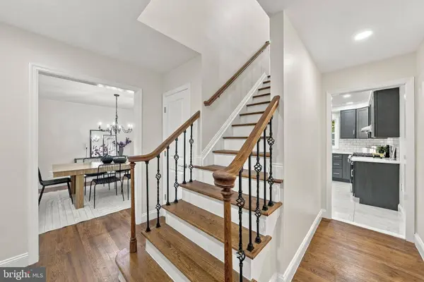 68 JOHNSON DR, Belle Mead, NJ 08502