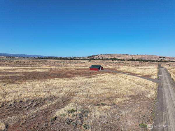 17 Lightning LN, Goldendale, WA 98620