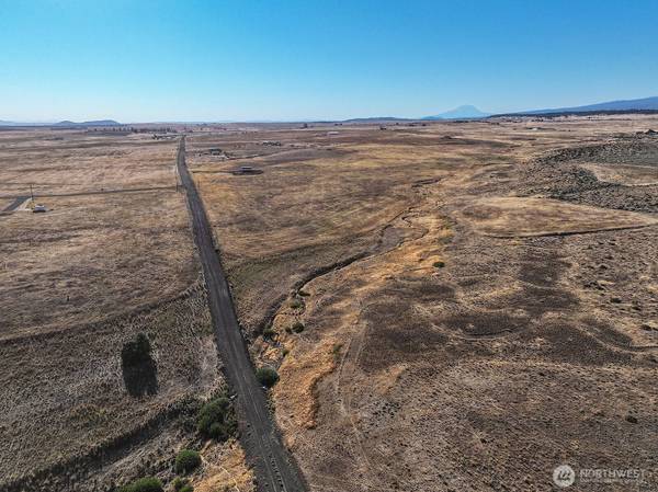 17 Lightning LN, Goldendale, WA 98620