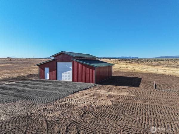 17 Lightning LN, Goldendale, WA 98620
