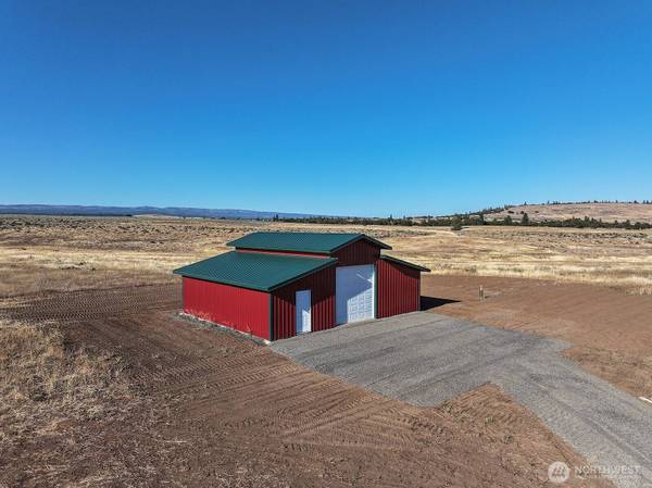 17 Lightning LN, Goldendale, WA 98620