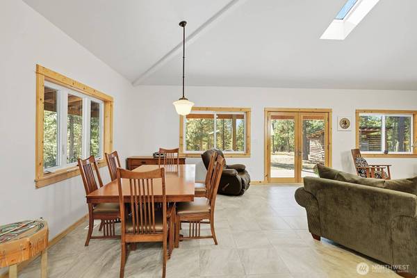 27 Whispering Pines, Goldendale, WA 98620