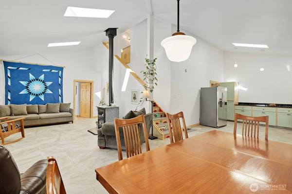 27 Whispering Pines, Goldendale, WA 98620