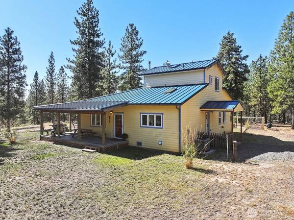 27 Whispering Pines, Goldendale, WA 98620