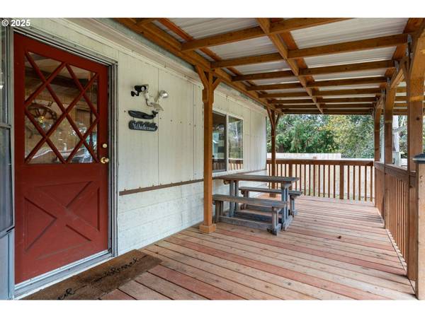 27310 RIDGE AVE, Ocean Park, WA 98640