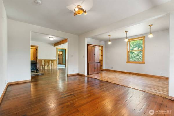 122 Cole Rd, Pe Ell, WA 98572