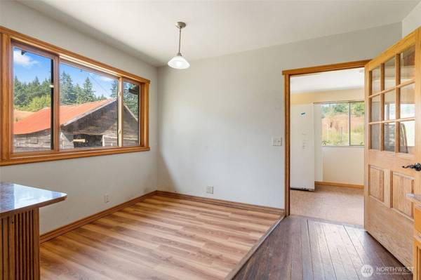 122 Cole Rd, Pe Ell, WA 98572