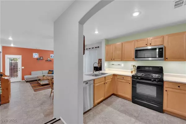 7445 Ringquist ST, Las Vegas, NV 89148