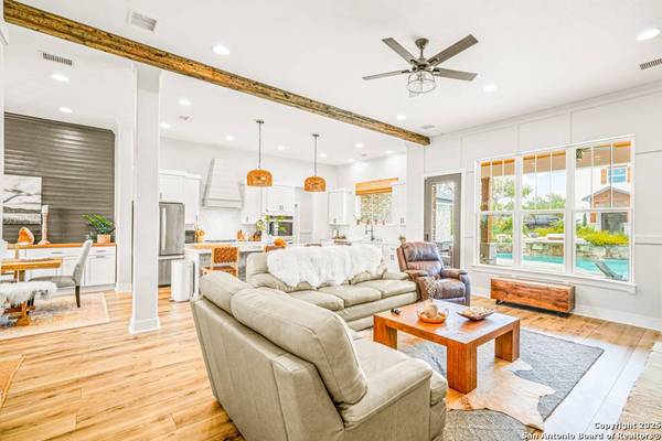 1348 Mystic Shores, Spring Branch, TX 78070