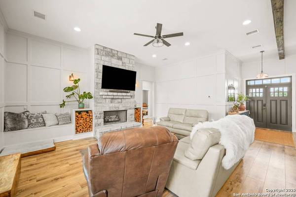 1348 Mystic Shores, Spring Branch, TX 78070