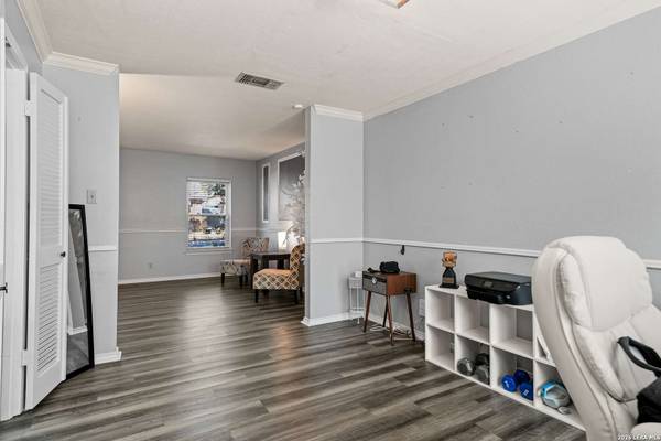 14802 Dancers Image, San Antonio, TX 78248