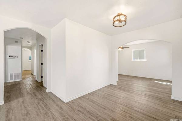 106 WAYFARER, San Antonio, TX 78242