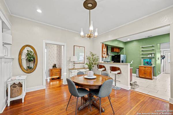 514 E LAUREL, San Antonio, TX 78212-4430