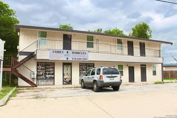 715 New Laredo Hwy, San Antonio, TX 78211