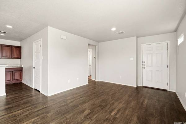 7610 Twin Pine, Converse, TX 78109