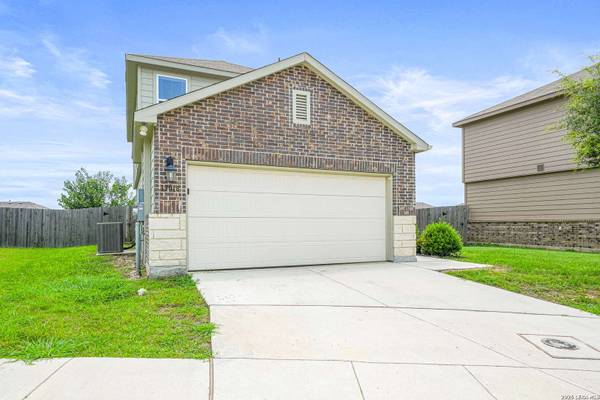 13016 Lineberry, St Hedwig, TX 78152