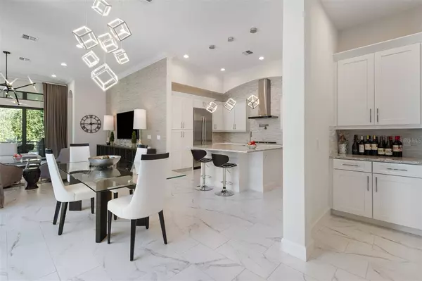 8113 VIA VITTORIA WAY, Orlando, FL 32819