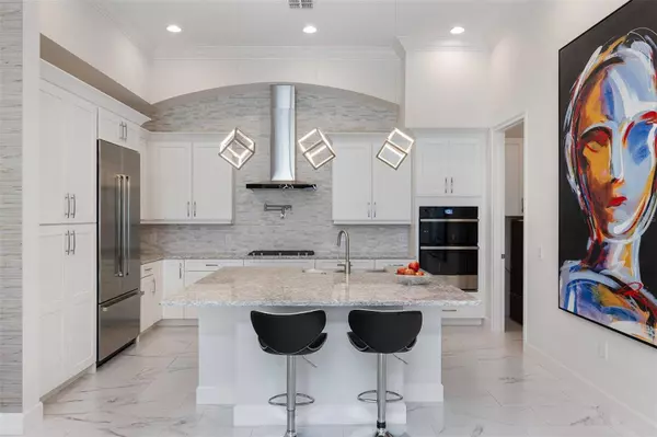 8113 VIA VITTORIA WAY, Orlando, FL 32819